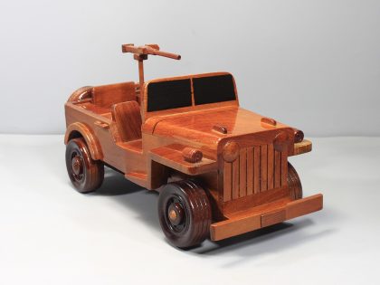 Hand Carved Mahogany Military Utility Jeep Sculpture with Mounted Detail, Luxury Wooden Off Road Vehicle Display Model